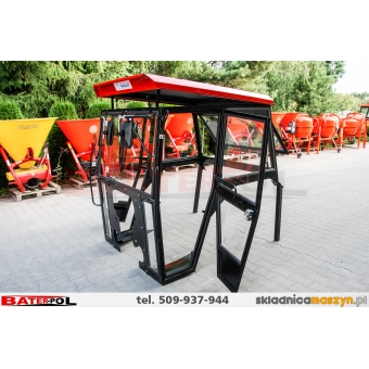Kabina C-330 NAGLAK bez błotników, drzwi na koło,kolor WIŚNIOWY RAL 3020 